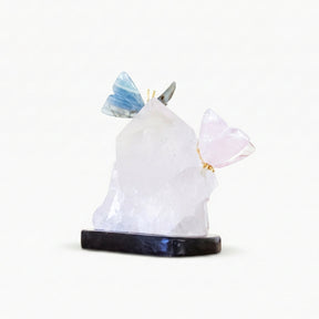 Casal de Borboletas |  Esculpida em Ônix Azul Argentino e Quartzo Rosa Na Drusa de Cristal Quartzo