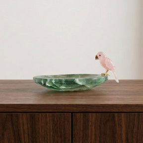 Papagaio |  Esculpido em Quartzo Rosa pousando no Bowl em Fluorita Verde