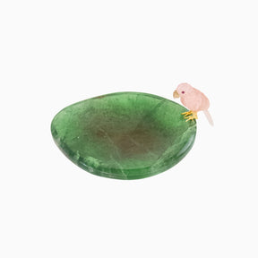 Papagaio |  Esculpido em Quartzo Rosa pousando no Bowl em Fluorita Verde
