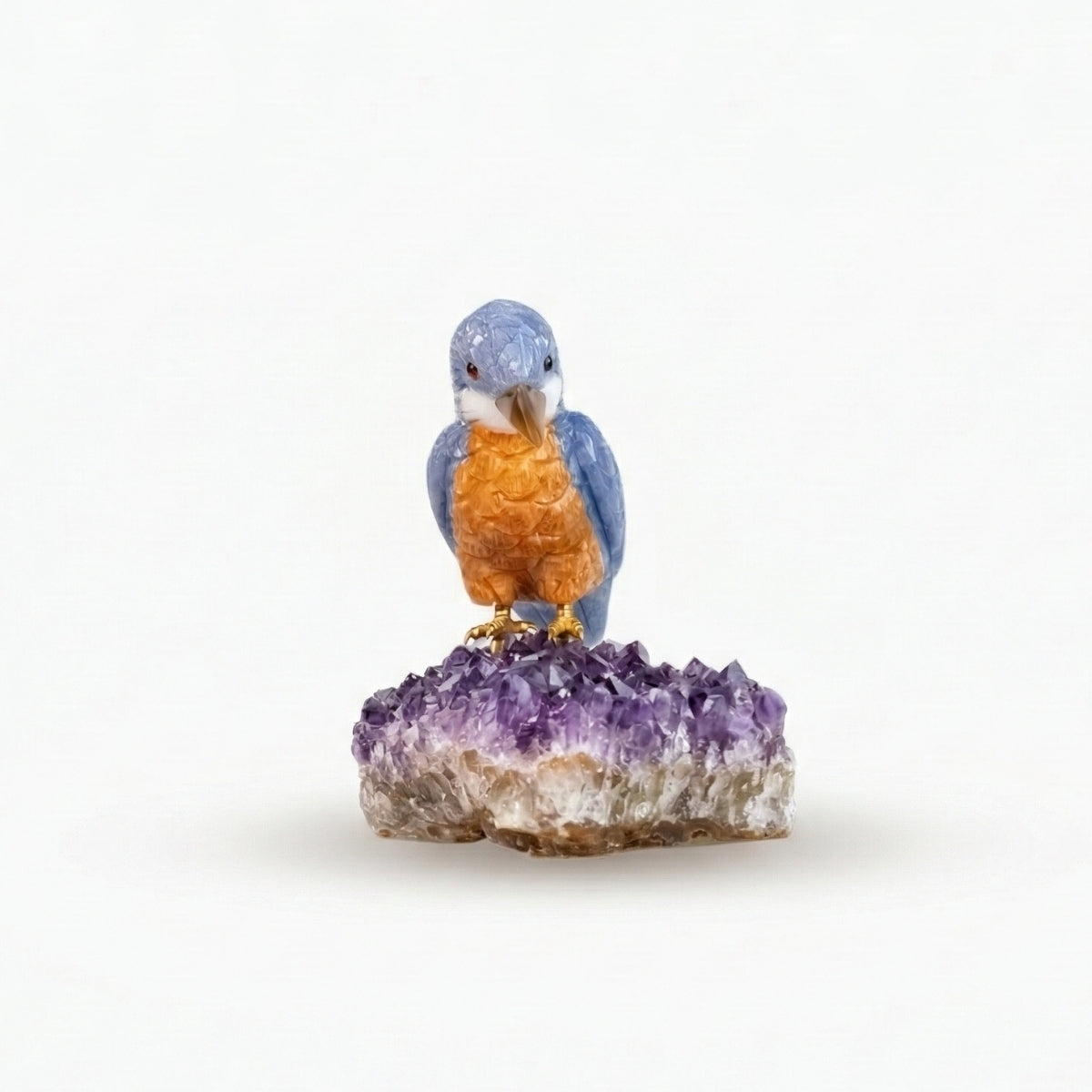Pássaro Martim-Pescador |  Esculpido em Quartzo Azul e Calcita Orquídea Laranja na Drusa de Ametista