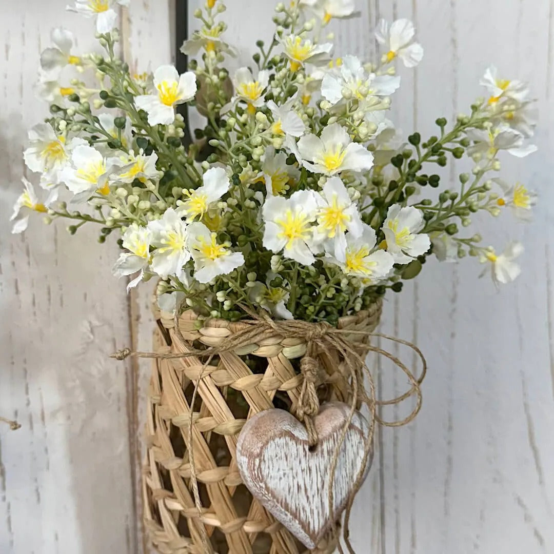 Flores e mosquitinhos | Cesto para pendurar