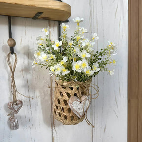 Flores e mosquitinhos | Cesto para pendurar